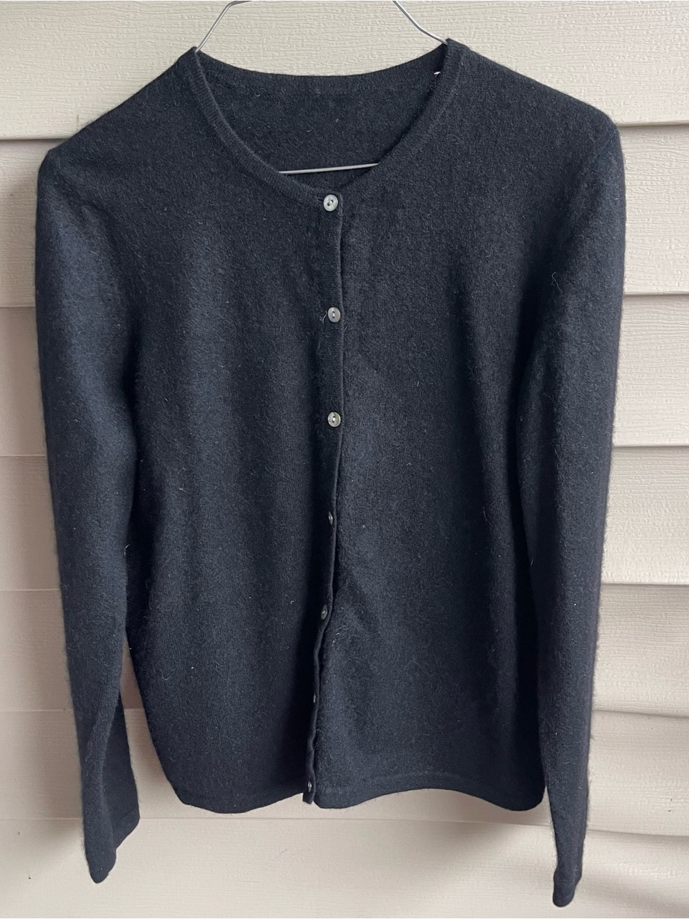 100% Cashmere Cardigan Sweater Medium Black Quiet Luxury Parisian Money Winter